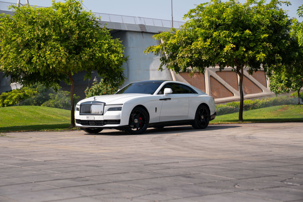 Rolls Royce Spectr Black Badge